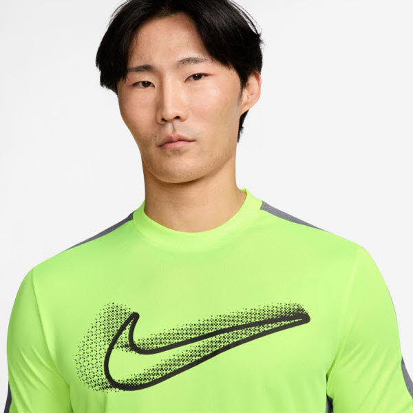 Nike Academy Men"s Dri-FIT Sho