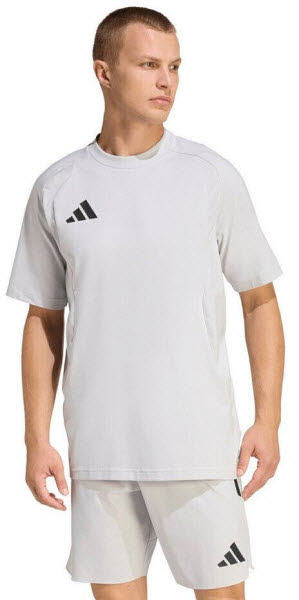 TT TEE