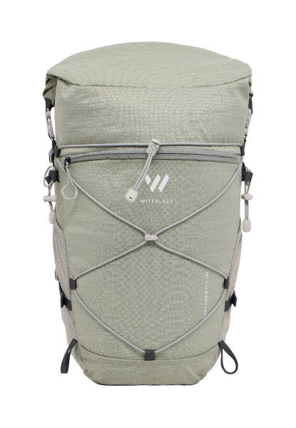 Explorer Pro 28 L, hiking back